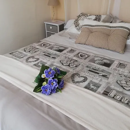 Bed & Breakfast A La Duvetine *