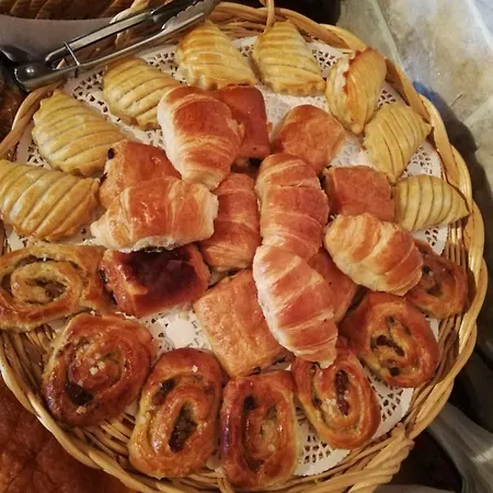 A La Duvetine Sarraziet