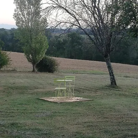 A La Duvetine Bed & Breakfast *